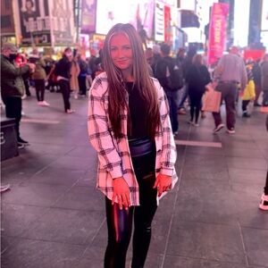 Meet your Posher, Alyssa